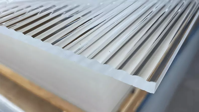 The application of high transmittance acrylic sheet in building curtain wall and interior decoration